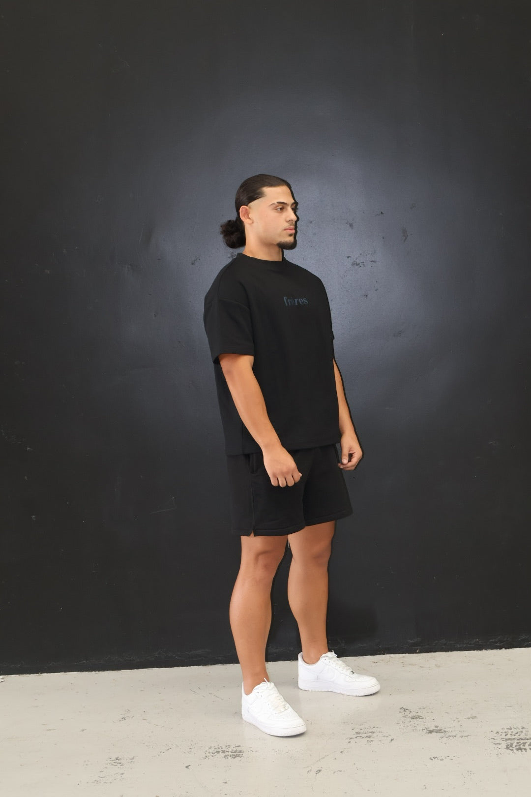 Freres Artic Black Tee